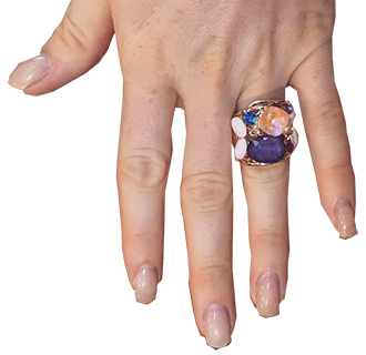 Ciara Duggan’s engagement ring Ciara Duggan’s engagement ring